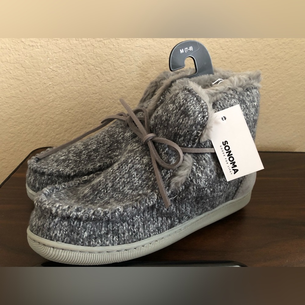 NWT Sonoma Gray Winter Slipper Booties Shoes Size Medium 7/8